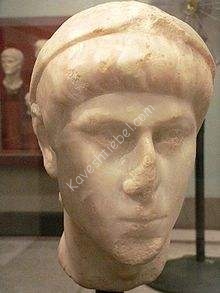 220px-Bust_of_Constantius_II_(Mary_Harrsch).jpg