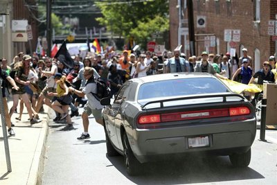 ss-unite-the-right-rally-546p-rs_8b9edf9381154beed05aaec2959c54ce.nbcnews-ux-1024-900.jpg